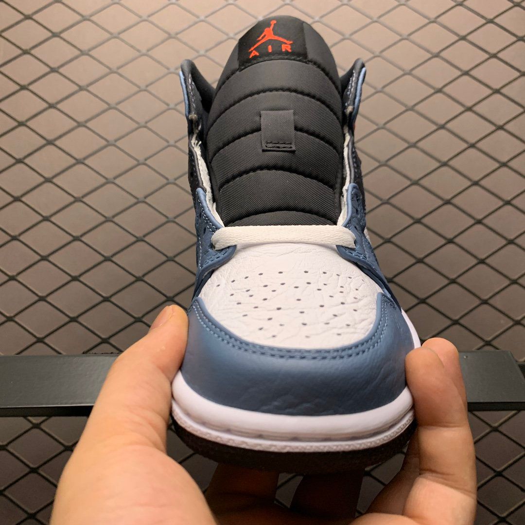 JORDAN 1 MID