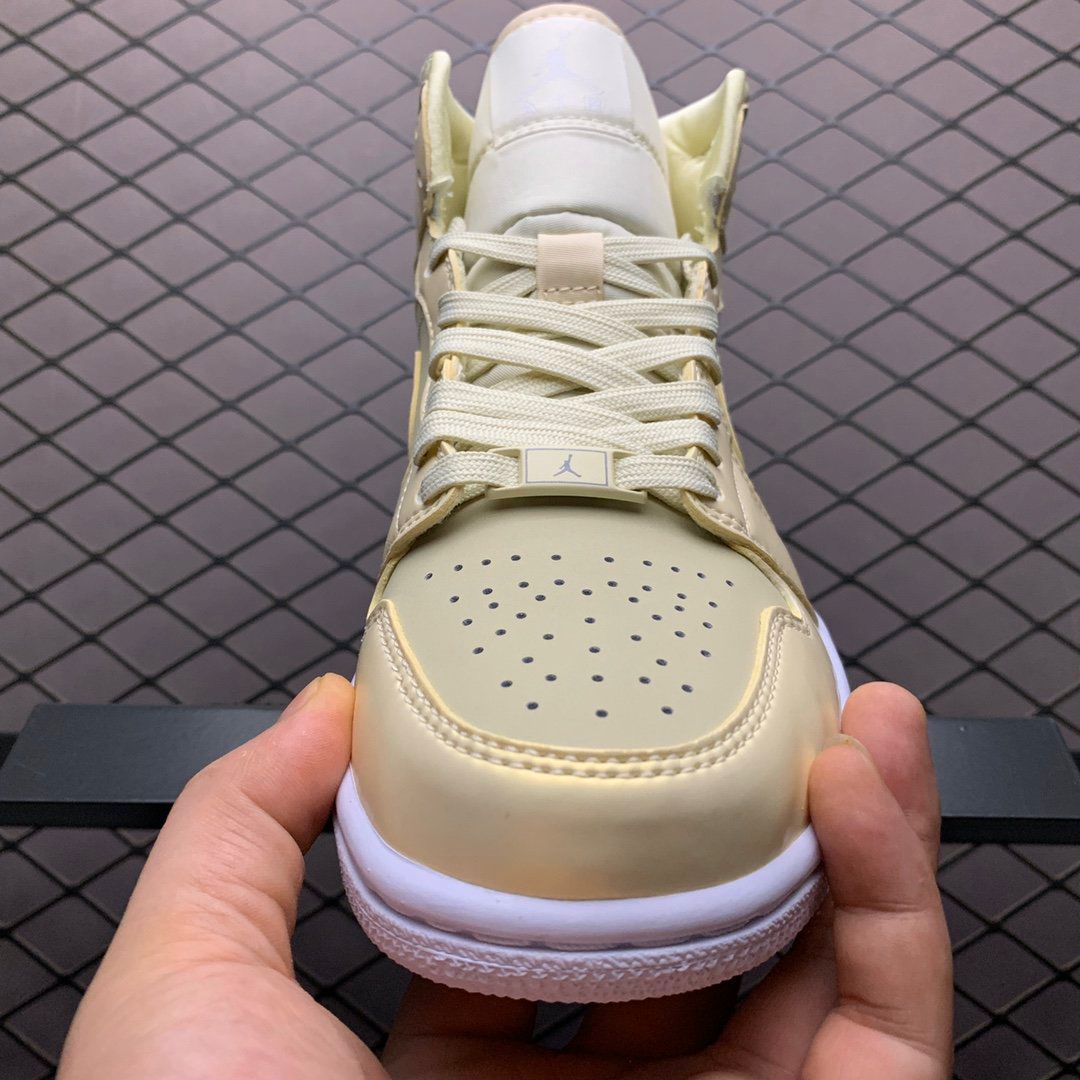 JORDAN 1 MID