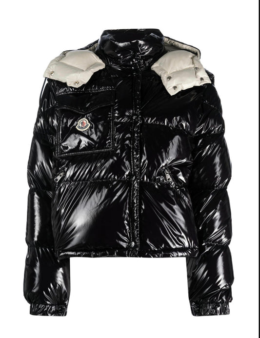 GIUBBOTTO MONCLER DONNA NERO CORTO LUCIDO LOGO PETTO