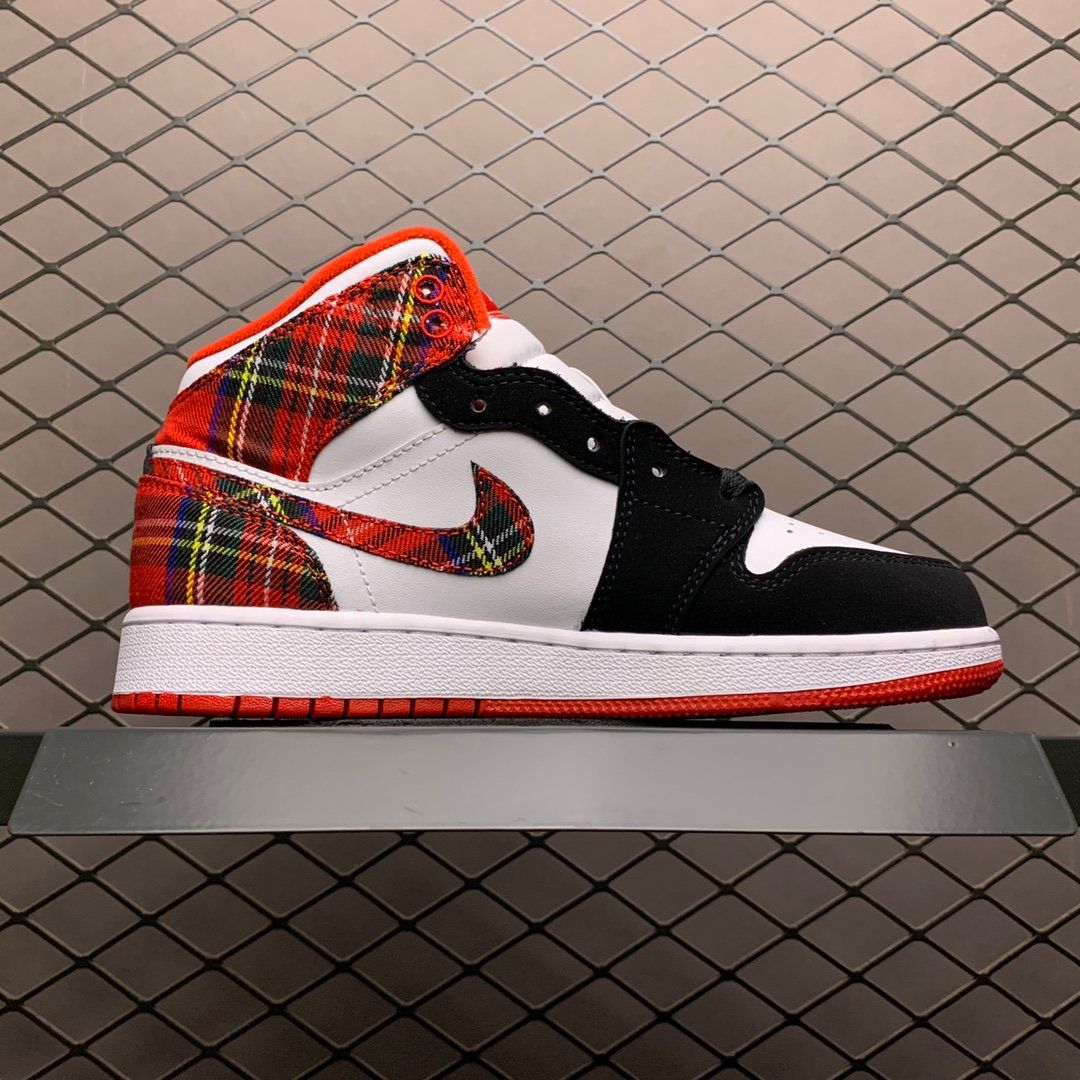 JORDAN 1 MID